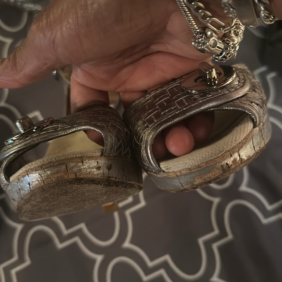 🩷🩷🩷Beautiful authentic COACH heels🩷 - Picture 7 of 11